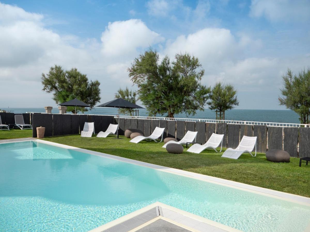 Hotel Chateau Des Tourelles - Relais Thalasso & Spa Pornichet Eksteriør billede